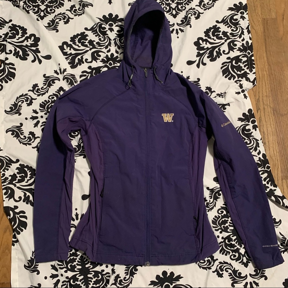 Huskies Columbia sweater
